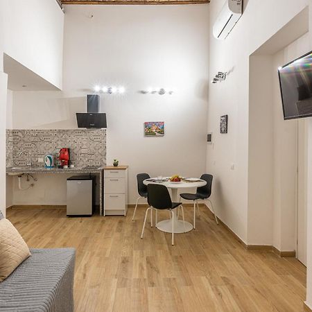 Quattro Canti Rooms Palermo Luaran gambar