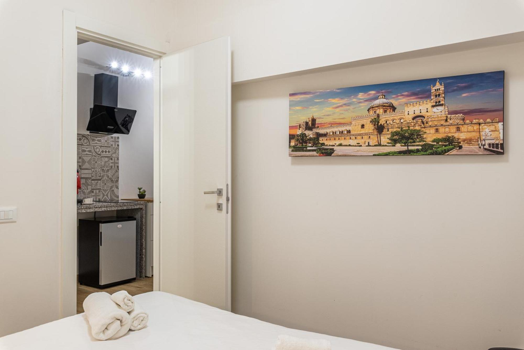 Quattro Canti Rooms Palermo Luaran gambar